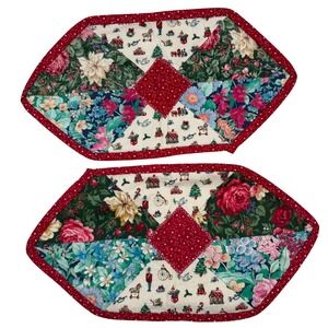2 VTG Handmade Quilted Patchwork Christmas Floral Toy Soldiers Placemats Hexagon